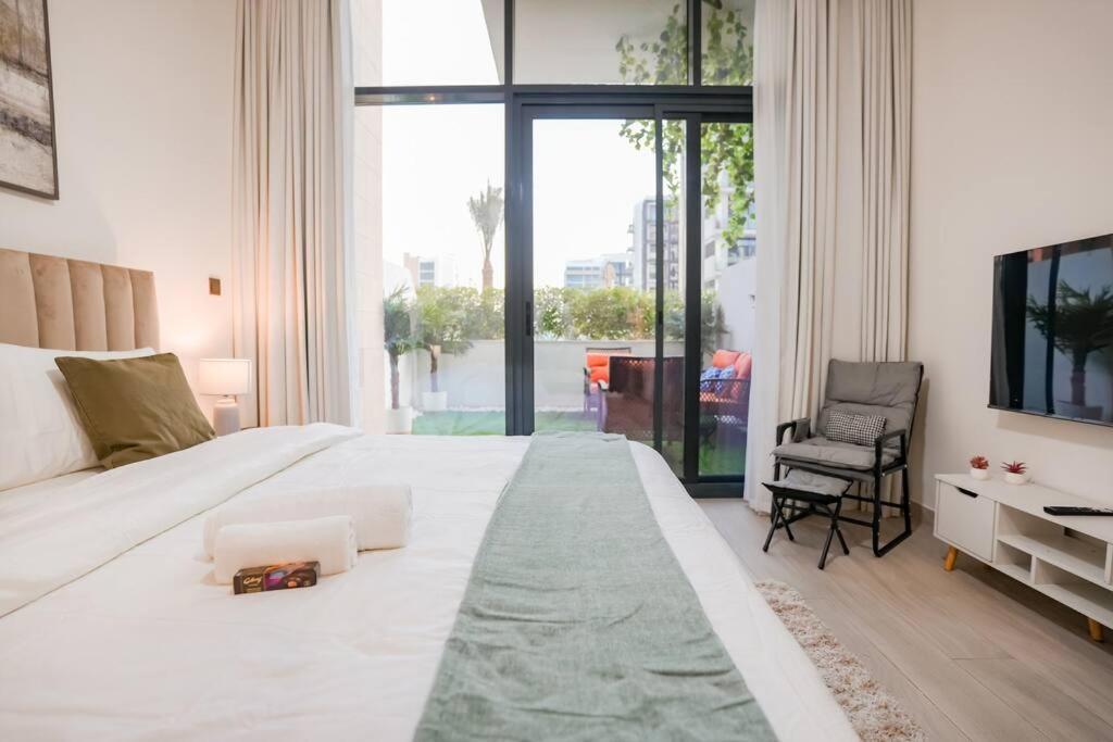Cozy With Garden Views In Nad Al Sheba Apartment Dubai