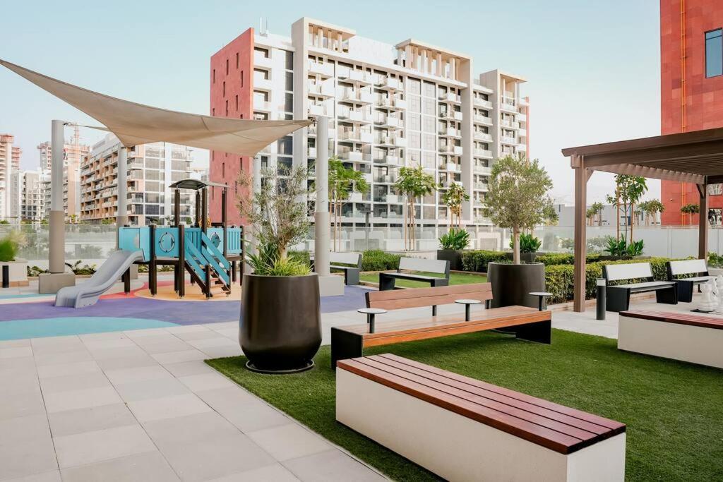 Cozy With Garden Views In Nad Al Sheba Apartment Dubai