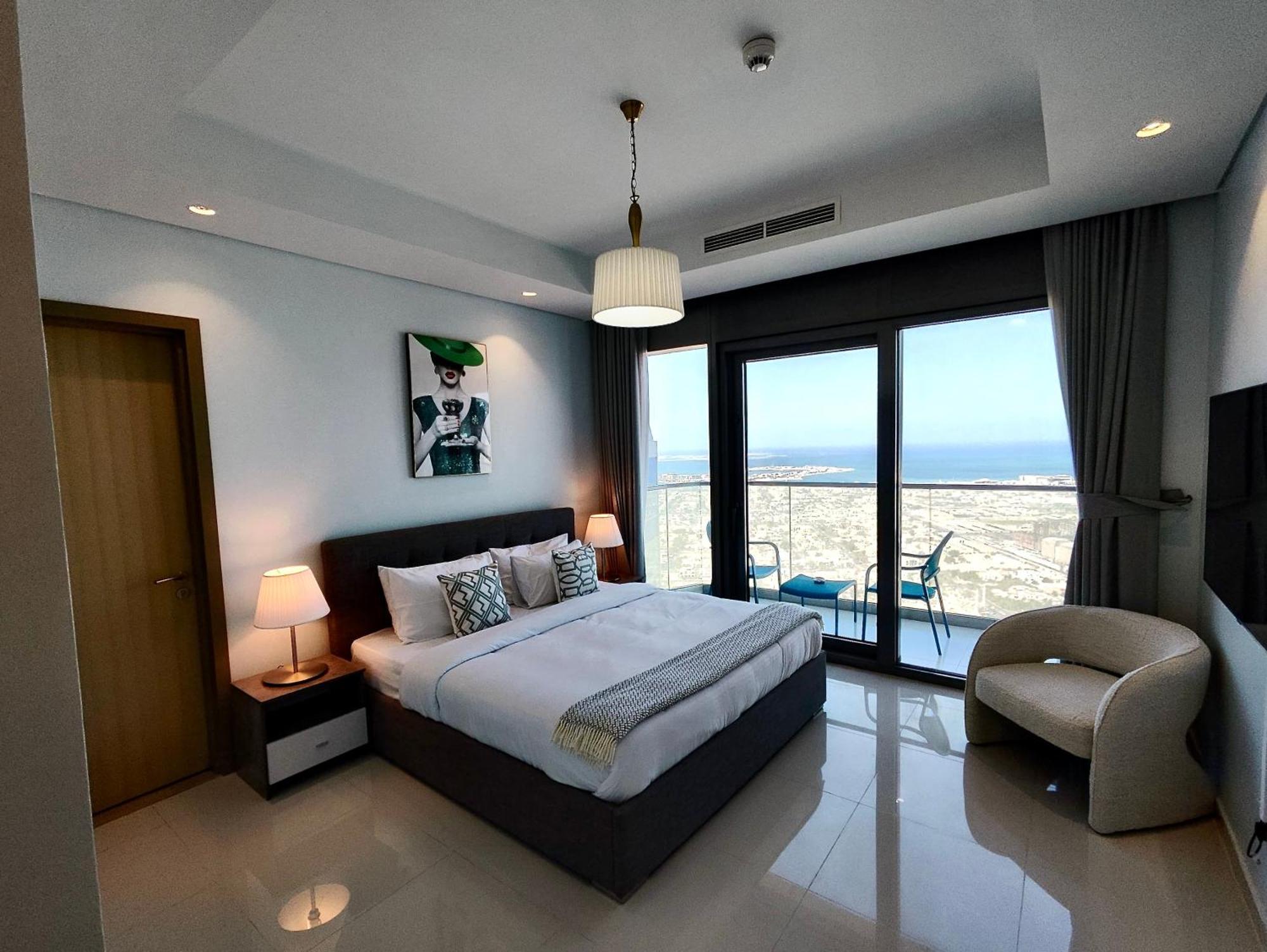 Lux I Paramount Midtown I Ocean View I Apartment Dubai