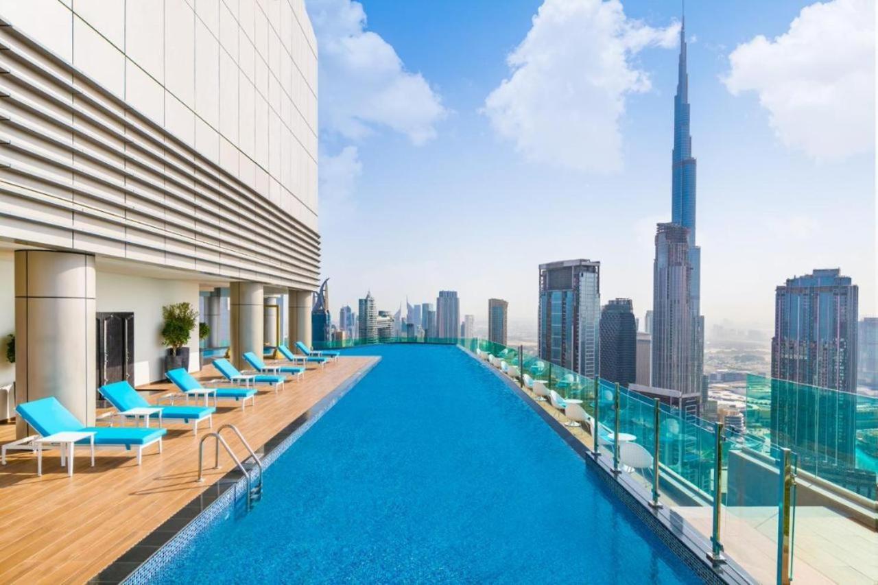 Burj Khalifa Infinity Pool 2br Sea & View Apartment Dubai