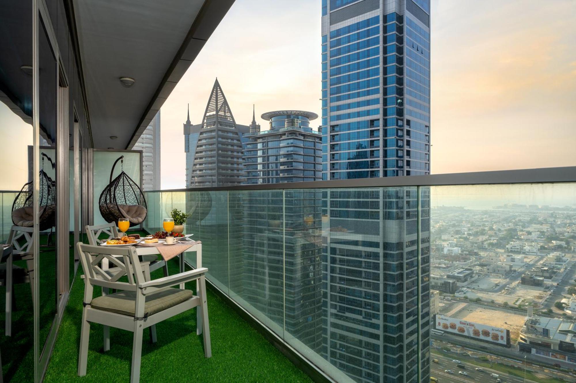 Apartment Burj Khalifa Infinity Pool 2br Sea & View