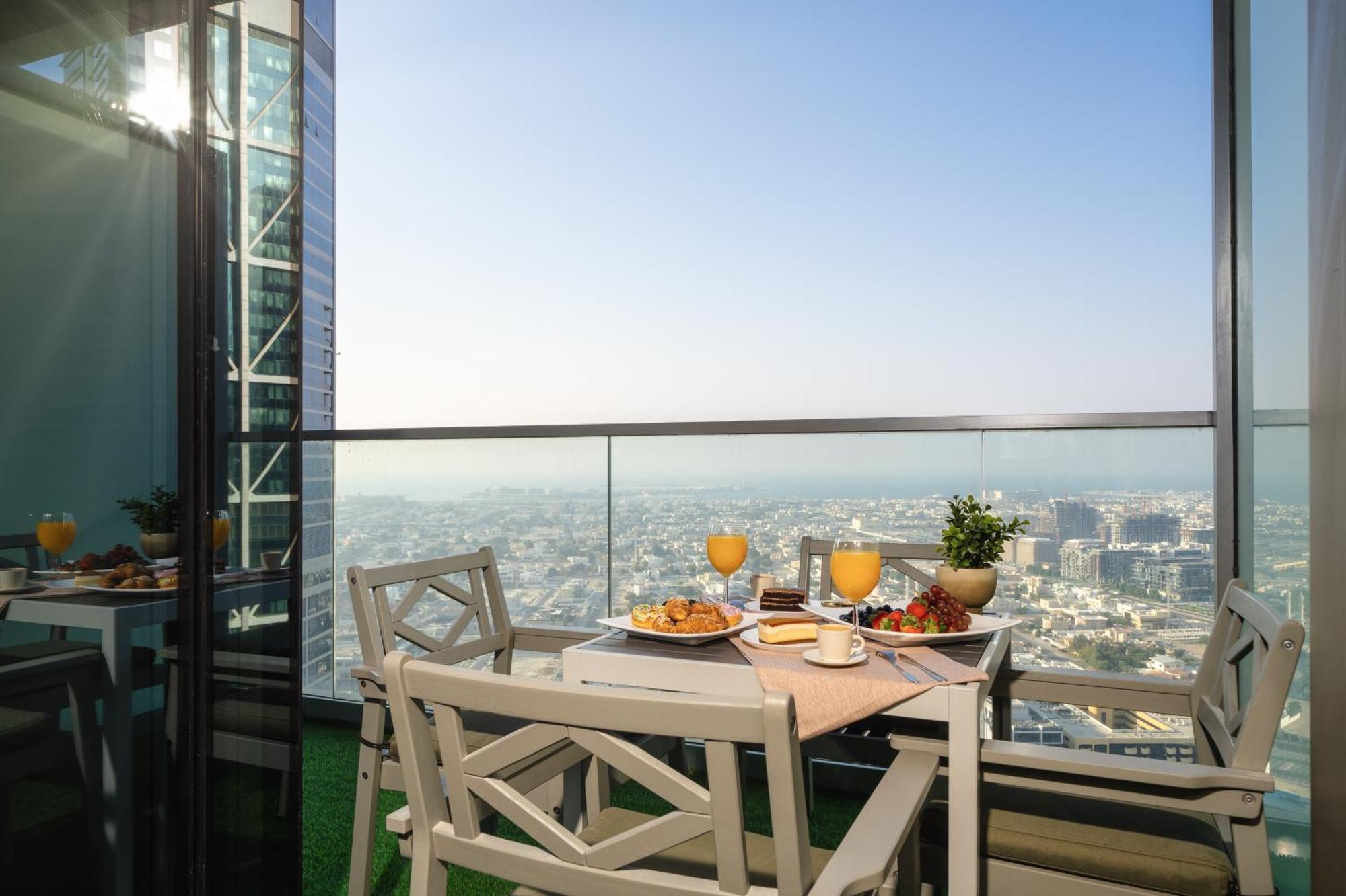 Burj Khalifa Infinity Pool 2br Sea & View