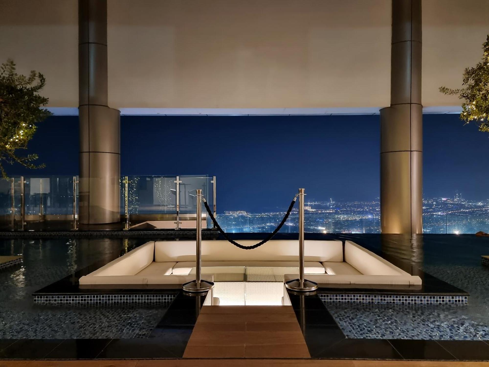 Apartment Burj Khalifa Infinity Pool 2br Sea & View