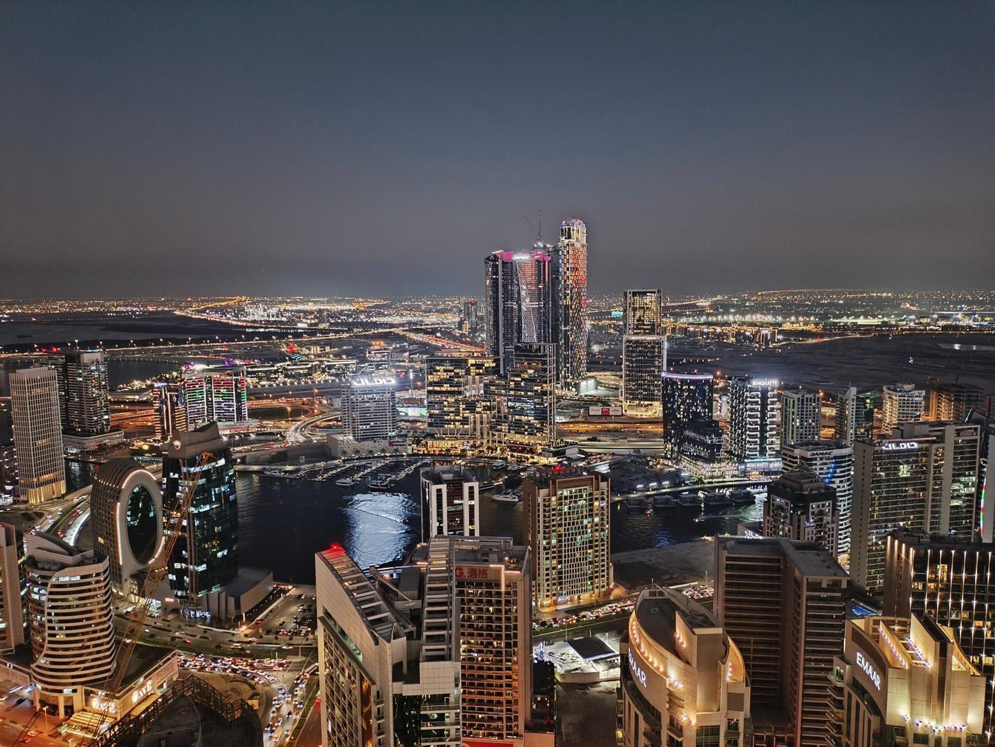 Apartment Stunning 2br Burj Royale 10 Mins Walk To Mall