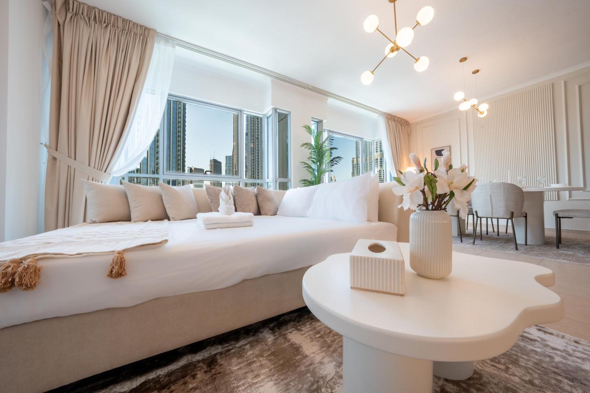 Location In Downtown Apartment *