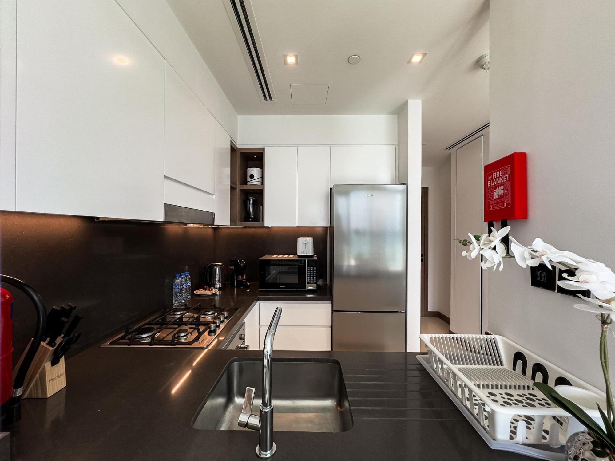 Apartment Vida Marina & Yacht Club With Starbucks Below *