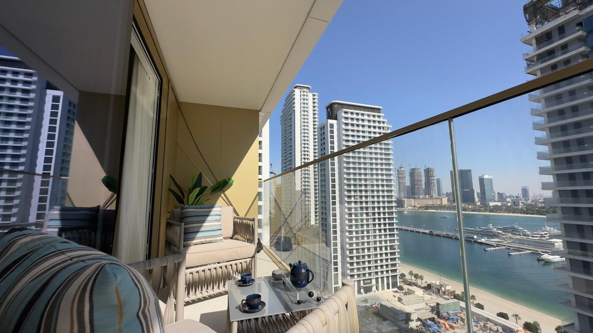 1br Grand Bleu T2 In Emaar Front By Vibel Apartment