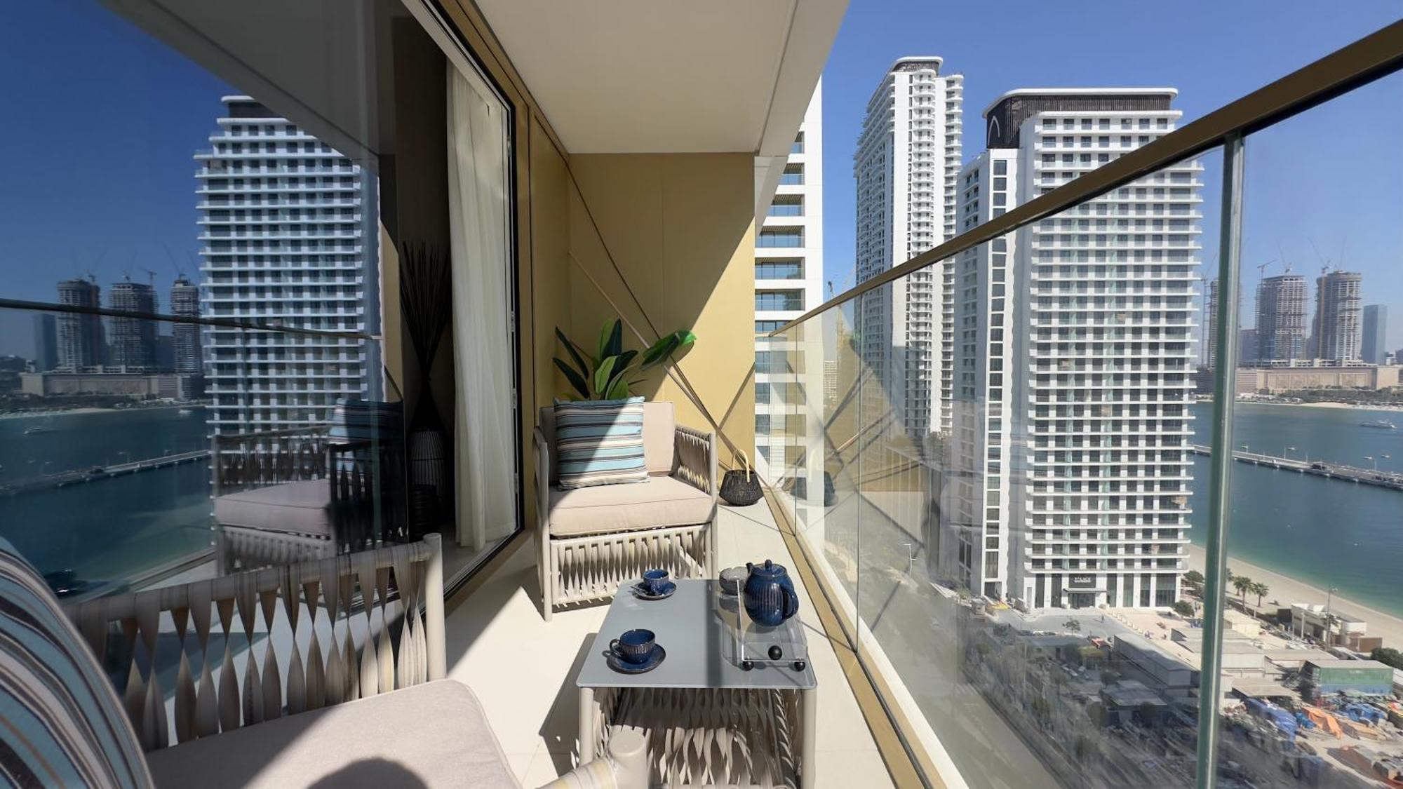 1br Grand Bleu T2 In Emaar Front By Vibel *