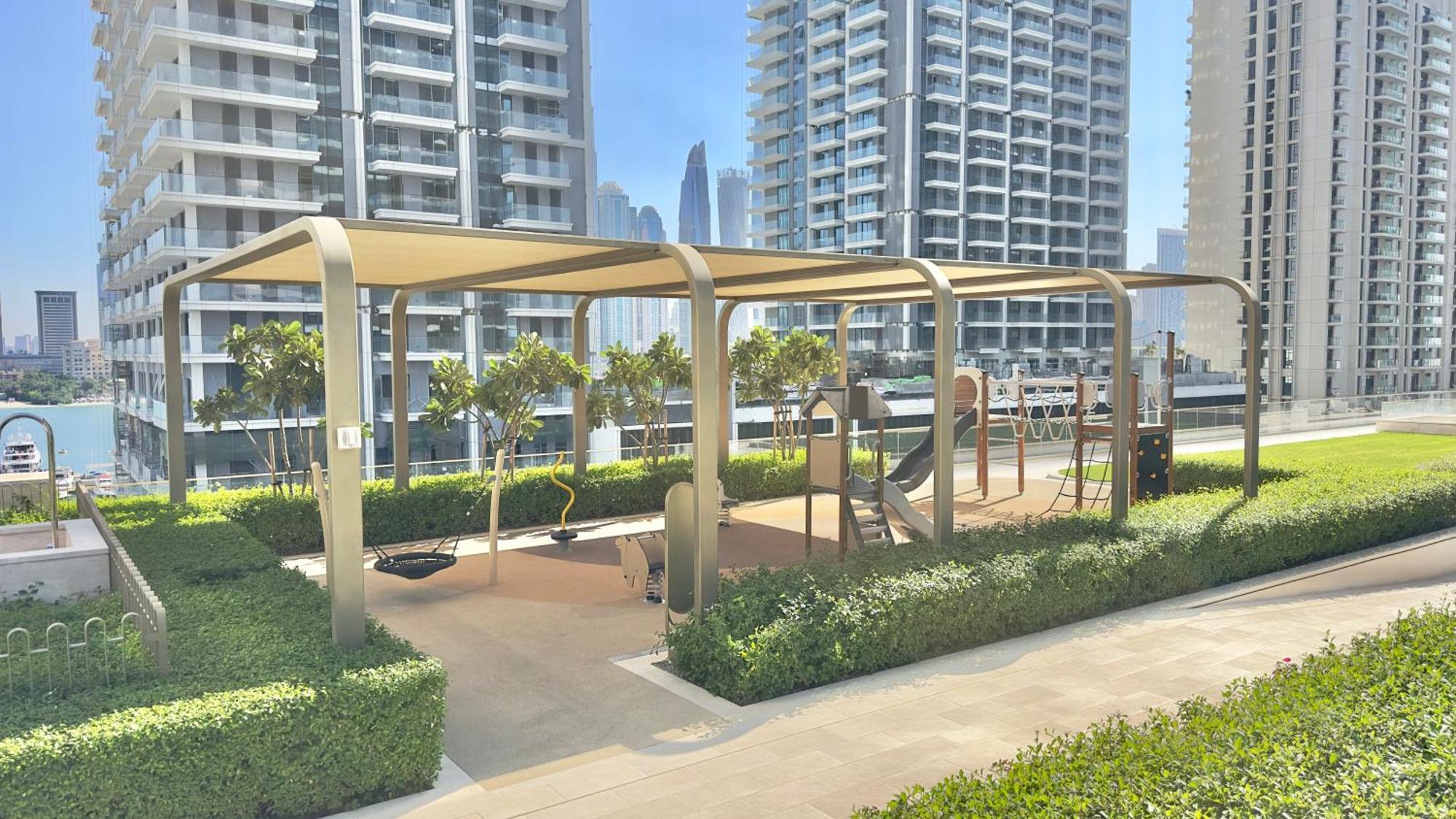 Apartment 1br Grand Bleu T2 In Emaar Front By Vibel
