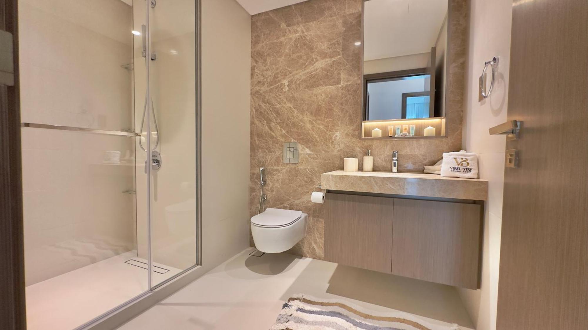 Apartment 1br Grand Bleu T2 In Emaar Front By Vibel Dubai