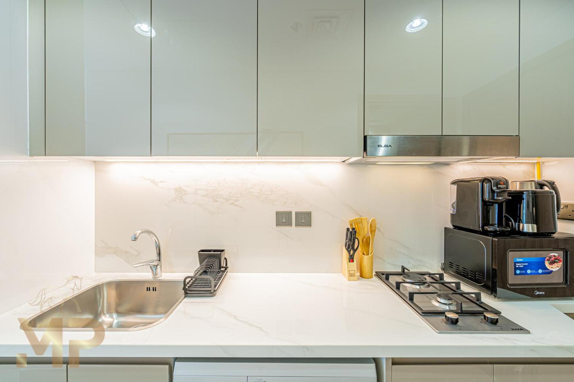 Apartment Marcopolo - Chic Huge Balcony & Top-notch Amenities *