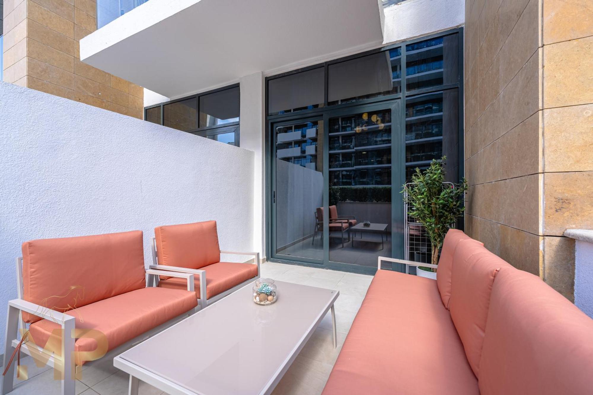 Marcopolo - Chic Huge Balcony & Top-notch Amenities
