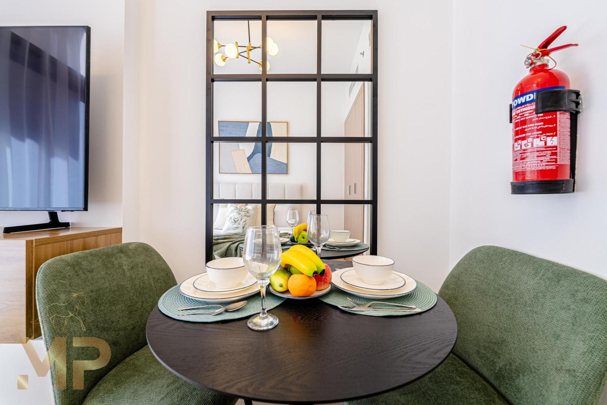 Marcopolo - Chic Huge Balcony & Top-notch Amenities Apartment