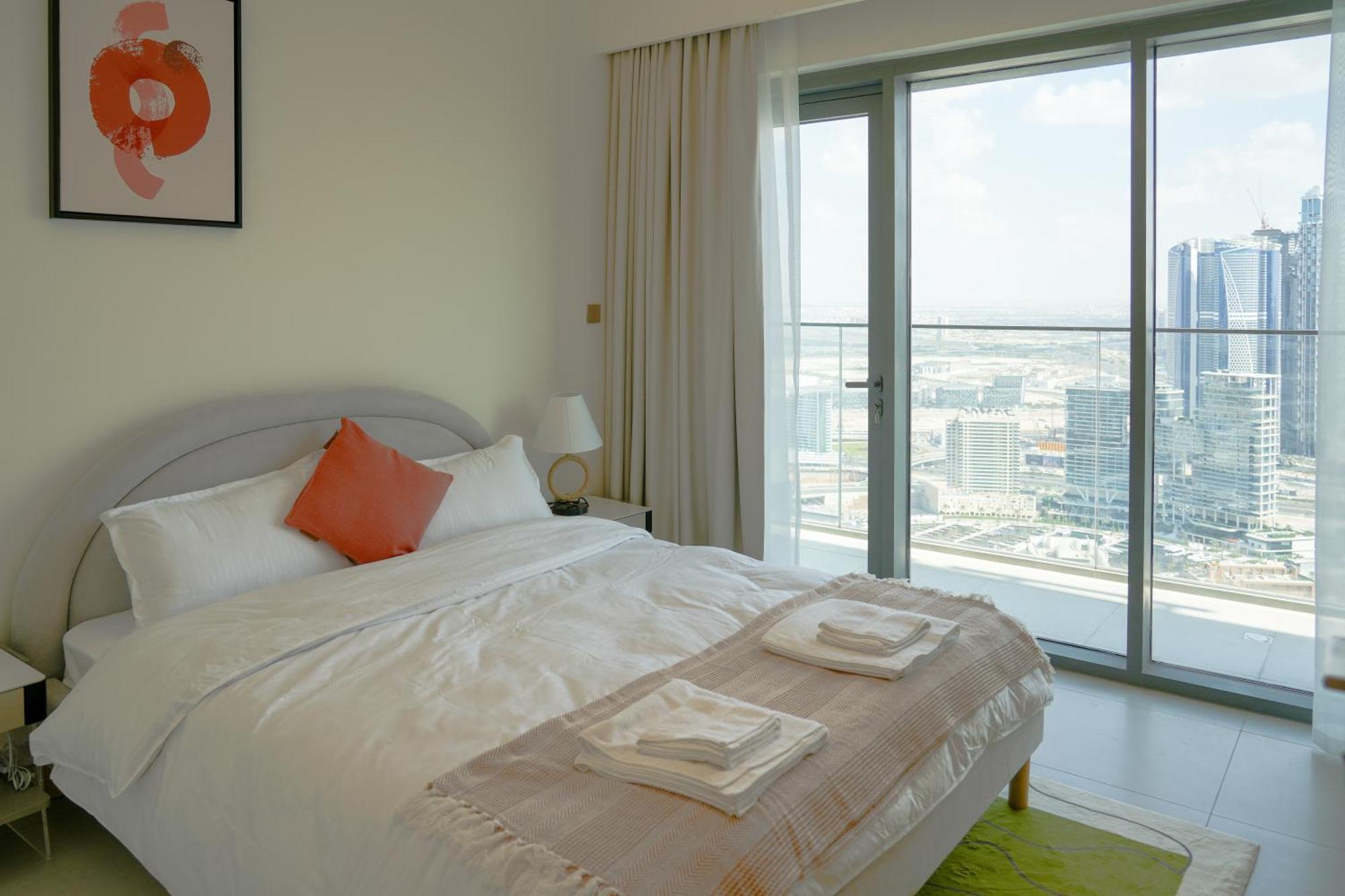 Cozy 1-br In The Heart Of With Skyline Views Dubai