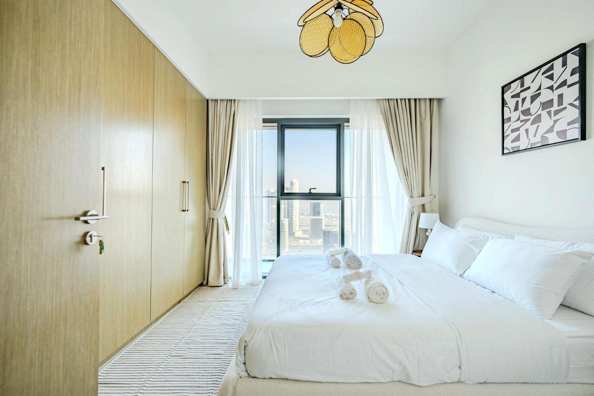 Apartment Stunning 2br Burj Royale 10 Mins Walk To Mall *
