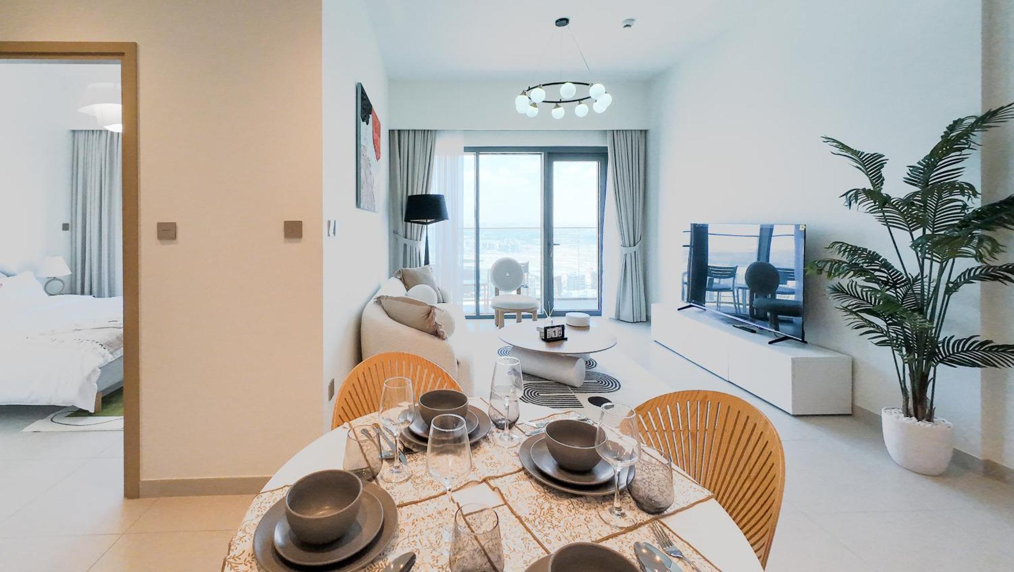 Cozy 1-br In The Heart Of With Skyline Views Dubai