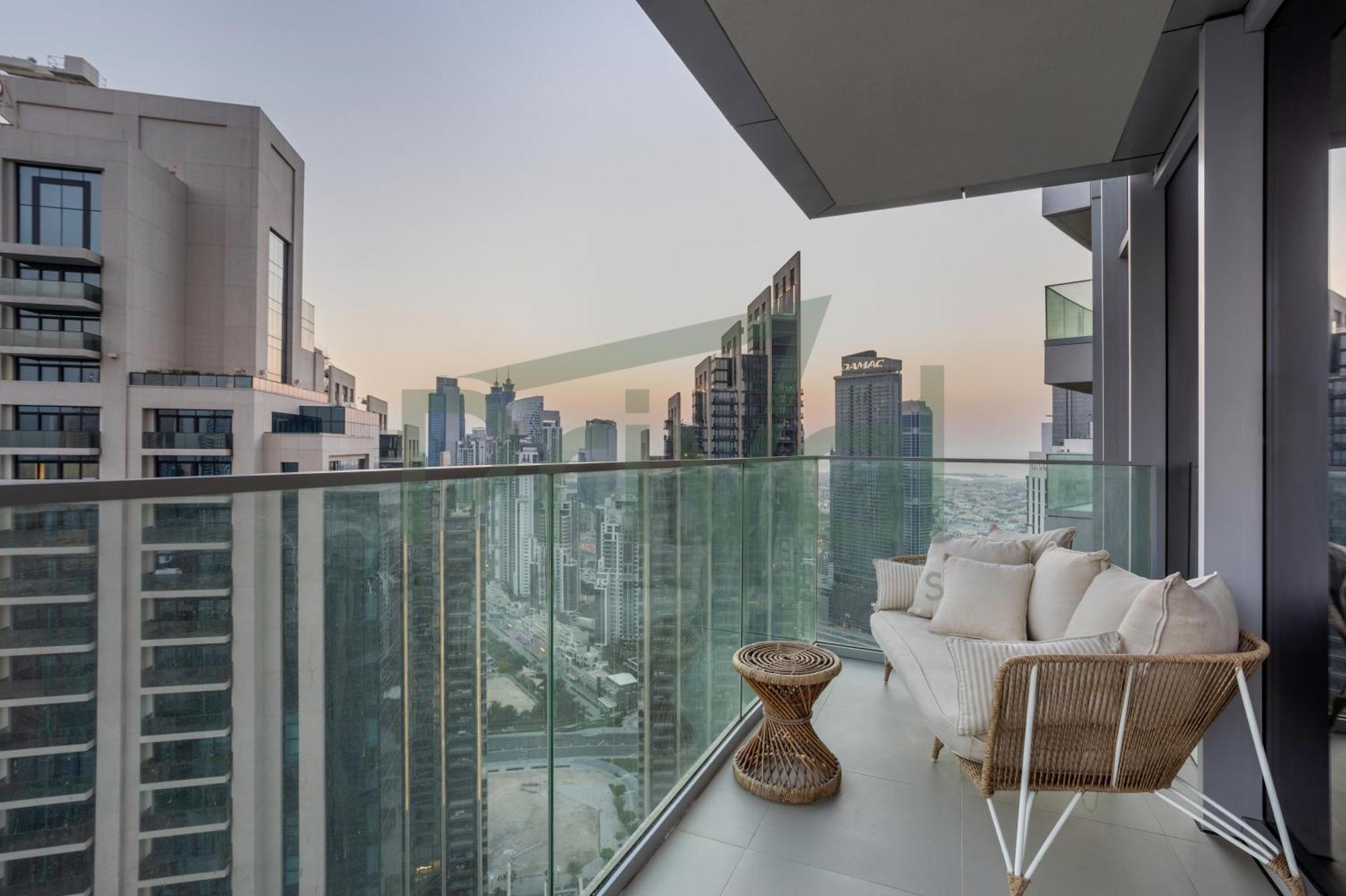 Stunning 2br Burj Khalifa & Fountain View High Flr Apartment Dubai