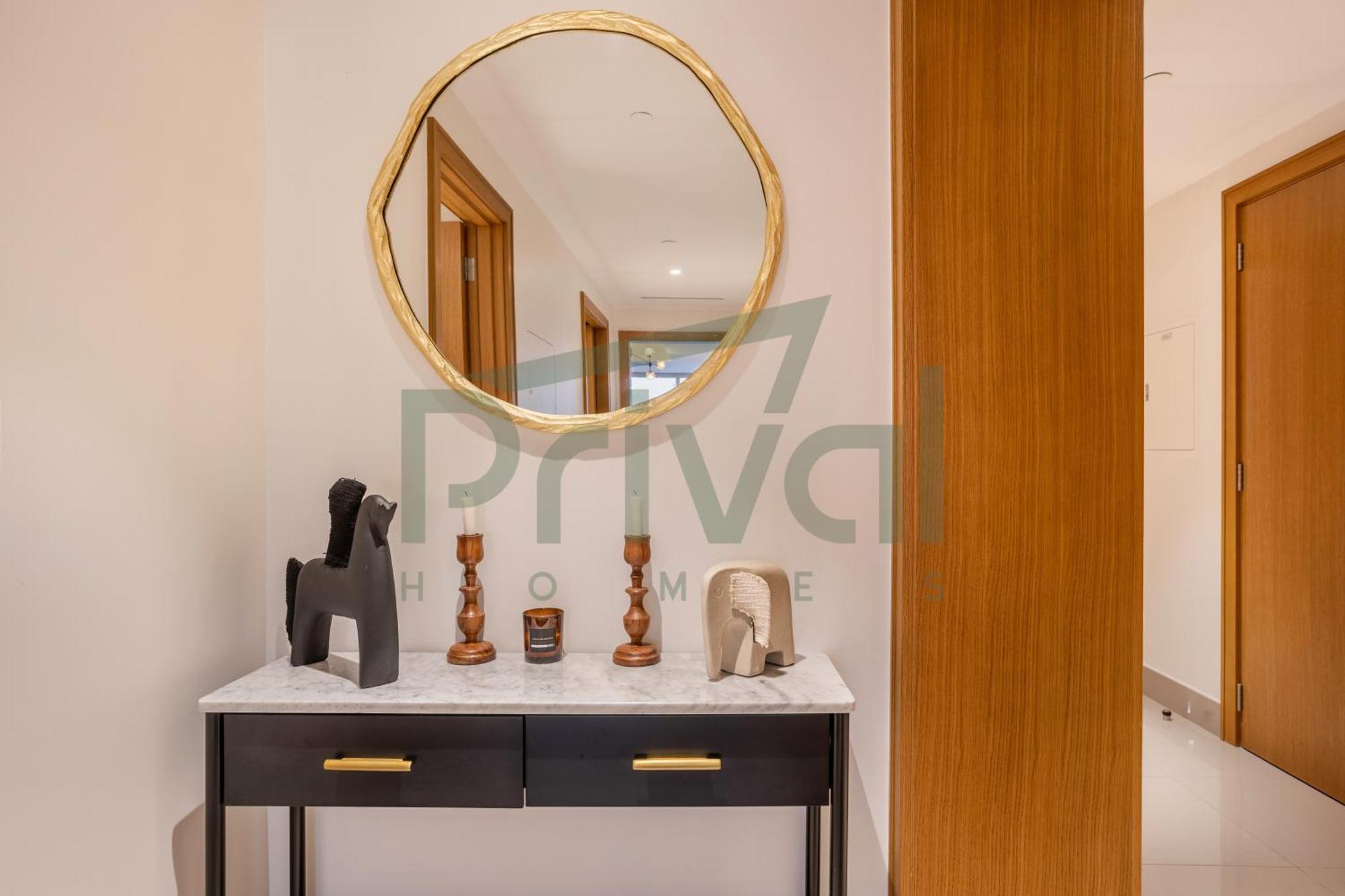 Stunning 2br Burj Khalifa & Fountain View High Flr Apartment *
