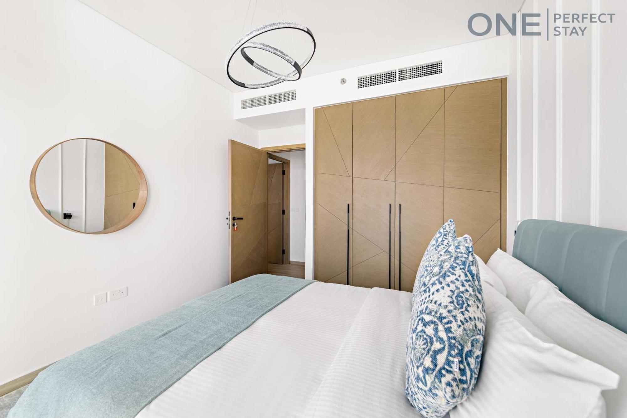 Stylish 2br With Infinity Pool In Creek *