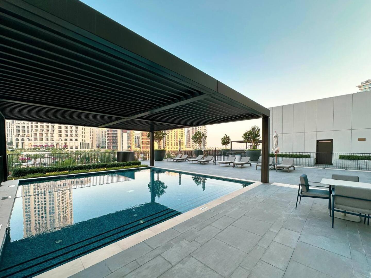Stylish 2br With Infinity Pool In Creek Apartment *