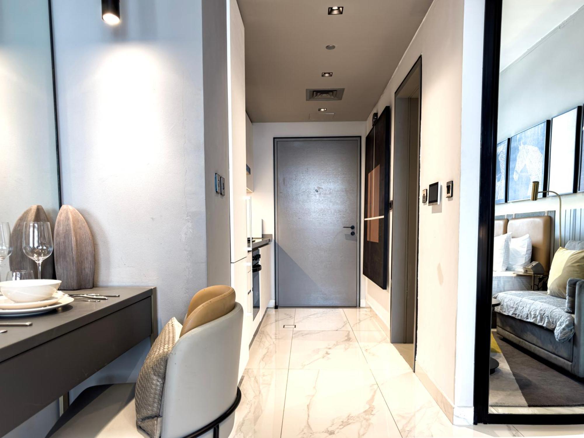 Apartment Select Stay-cozy In Mag 318 With Canal View Dubai