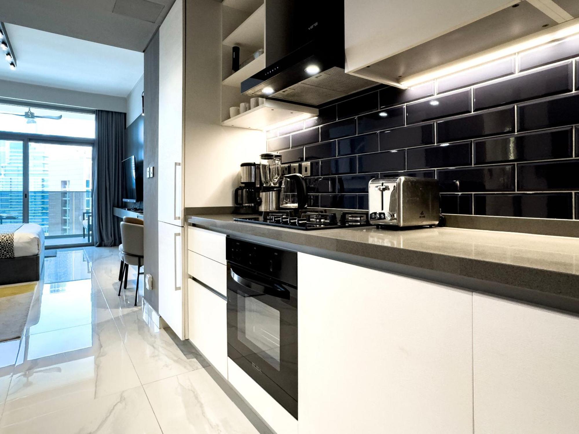 Select Stay-cozy In Mag 318 With Canal View Apartment *