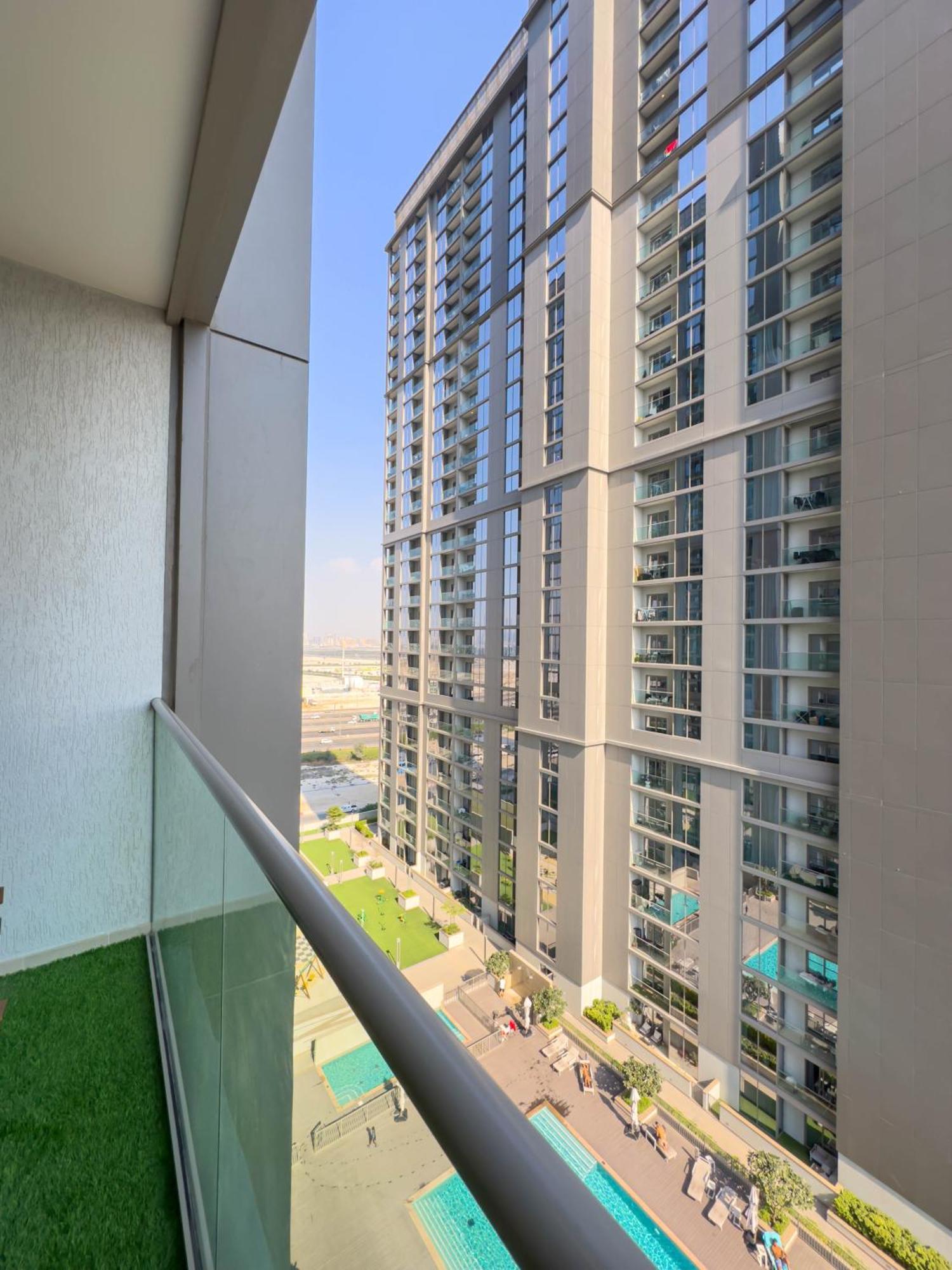 Serene Living 2br In Sobha Creek Vistas Dubai