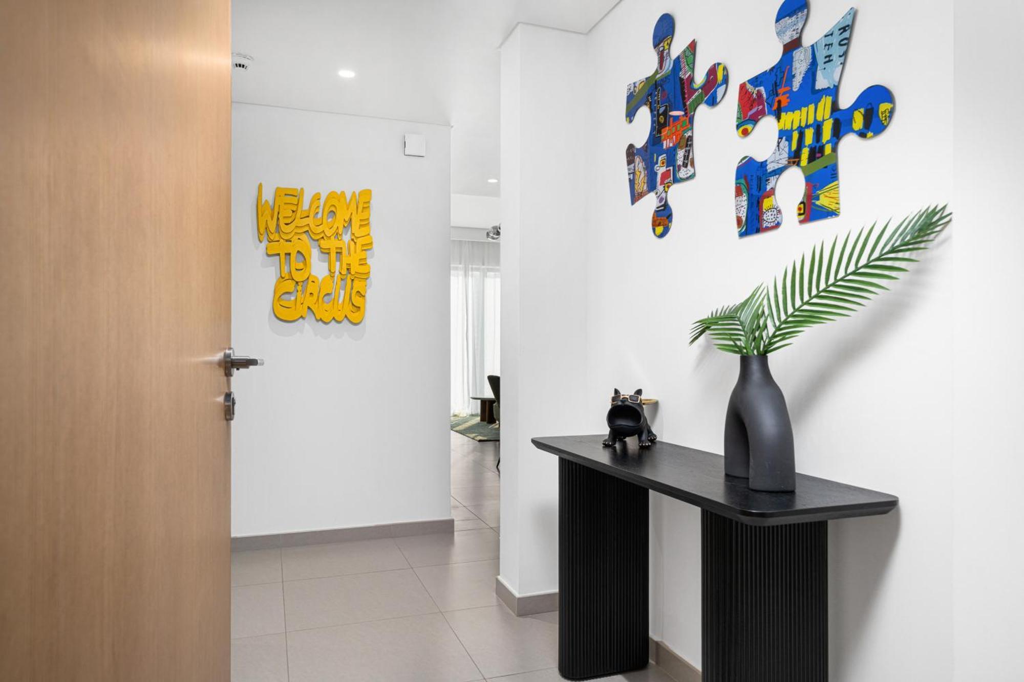 Arthouse Views - Burj Khalifa View & Mall Access Apartment *
