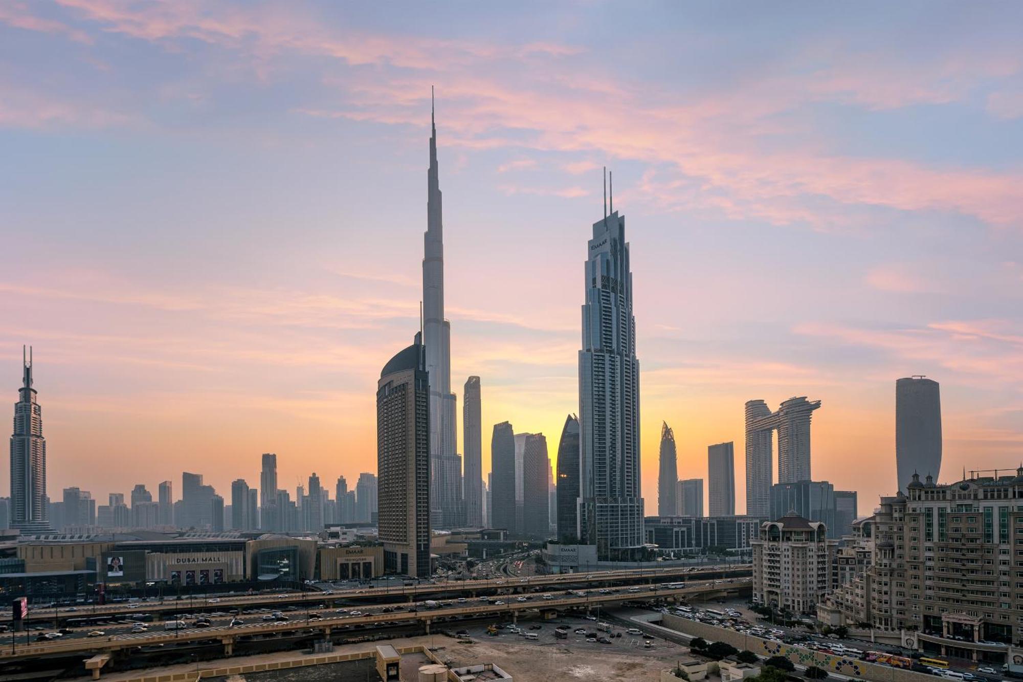 Arthouse Views - Burj Khalifa View & Mall Access Apartment *