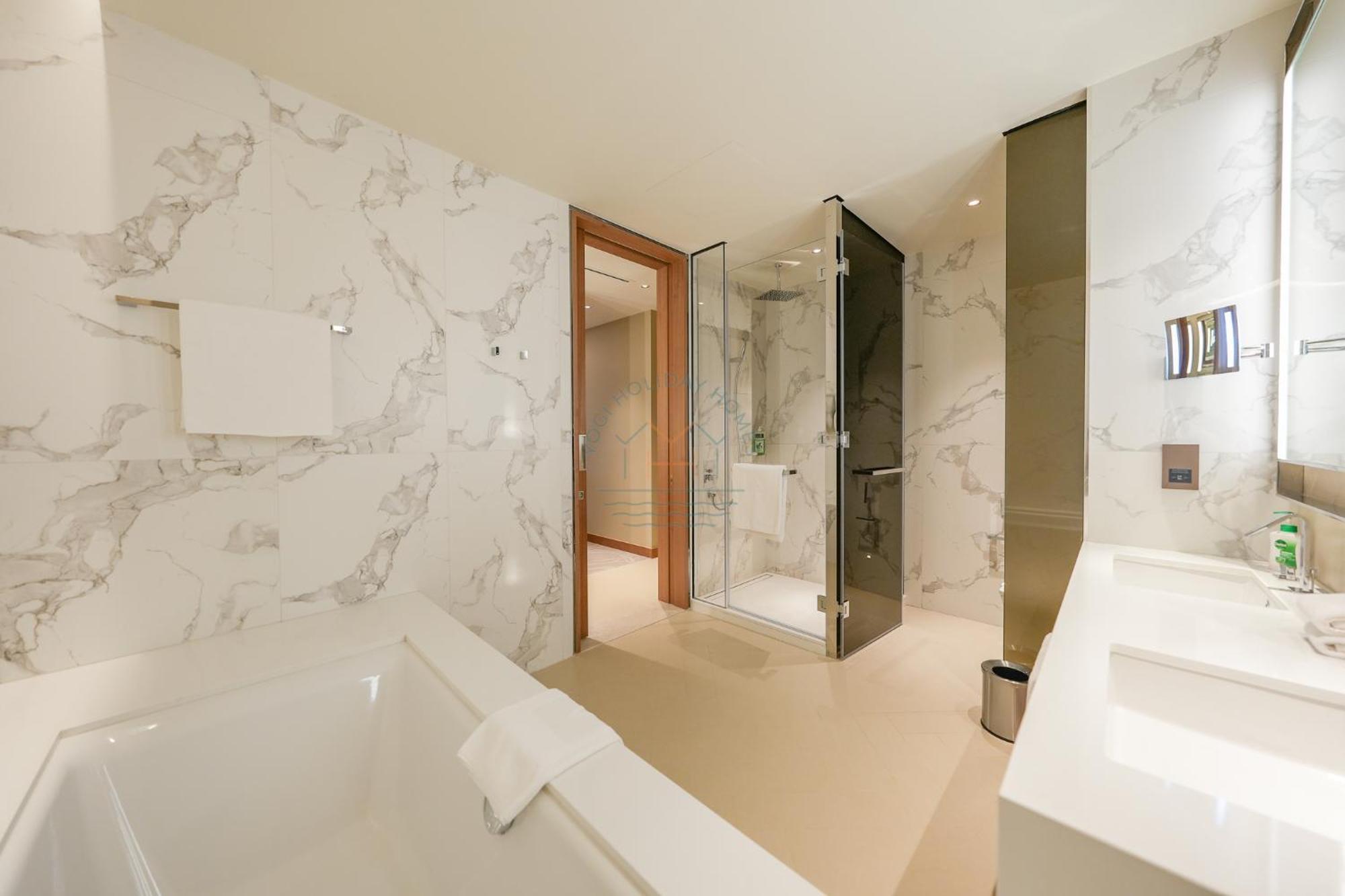 3 Bhk Luxury Living At The Address Opera * Dubai