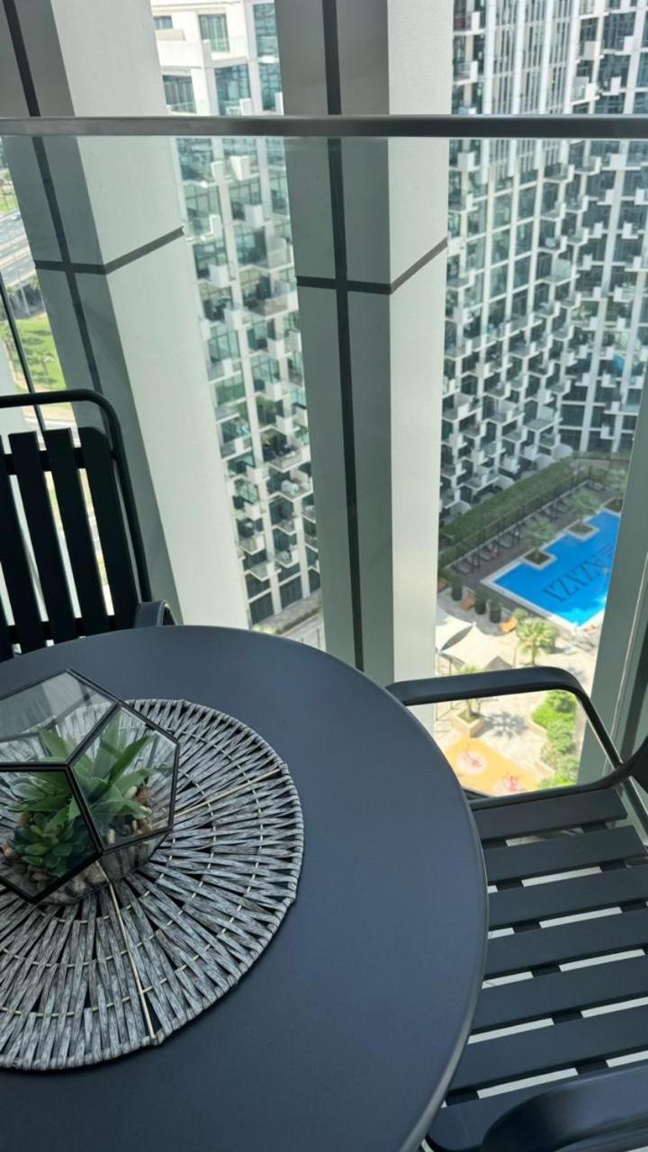 Apartment Burj Khalifa View Modern 1bhk With Balcony