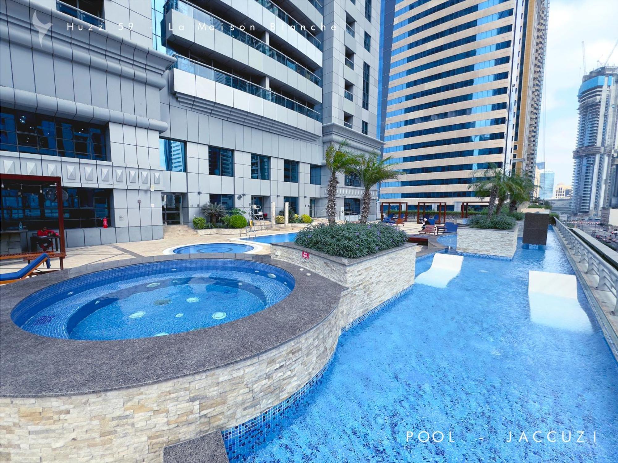Huzz 59 - La Maison Blanche Dubai
