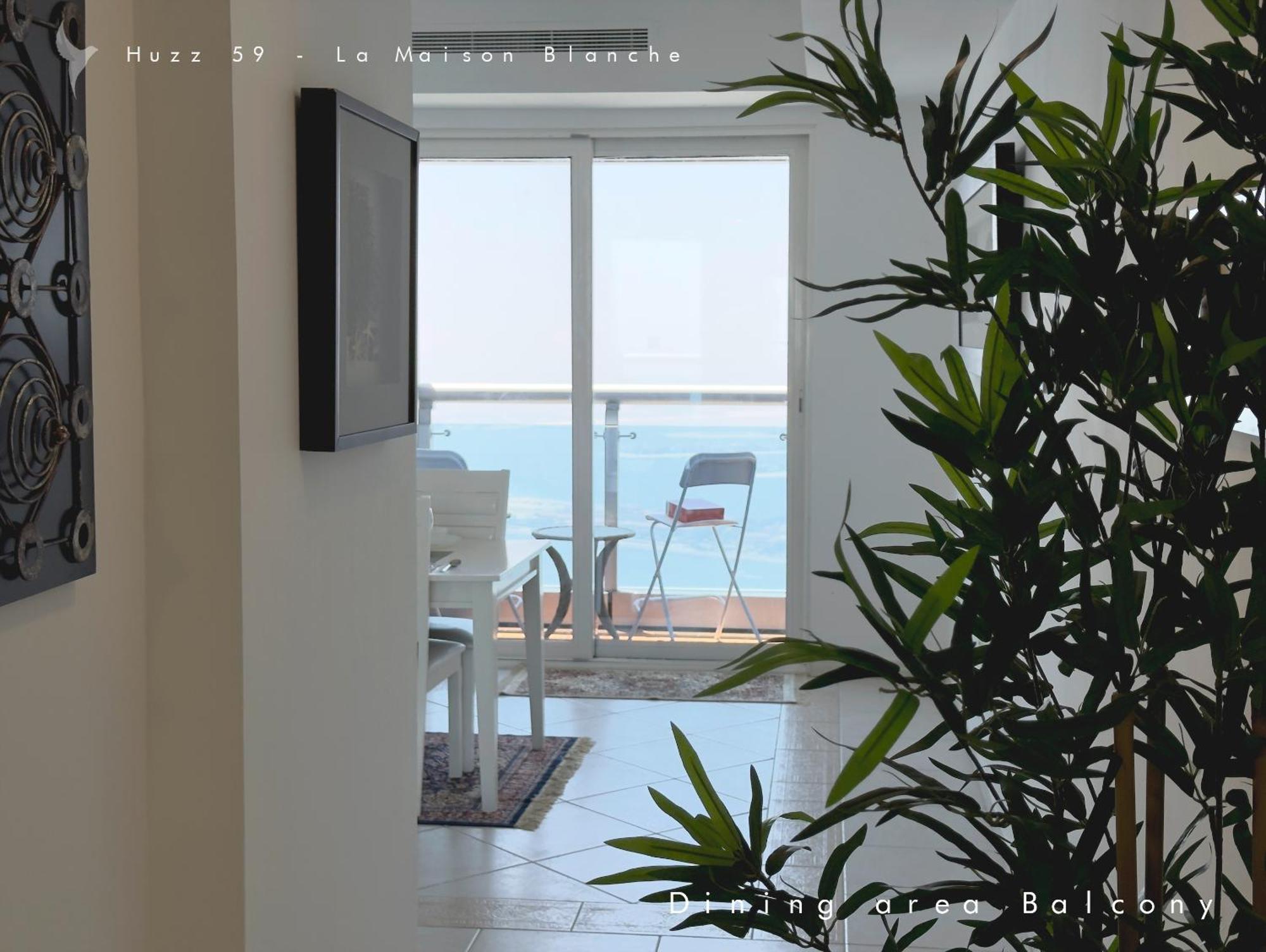Huzz 59 - La Maison Blanche Dubai