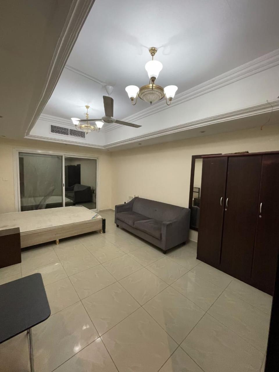 Lavish With Family Environment * Dubai