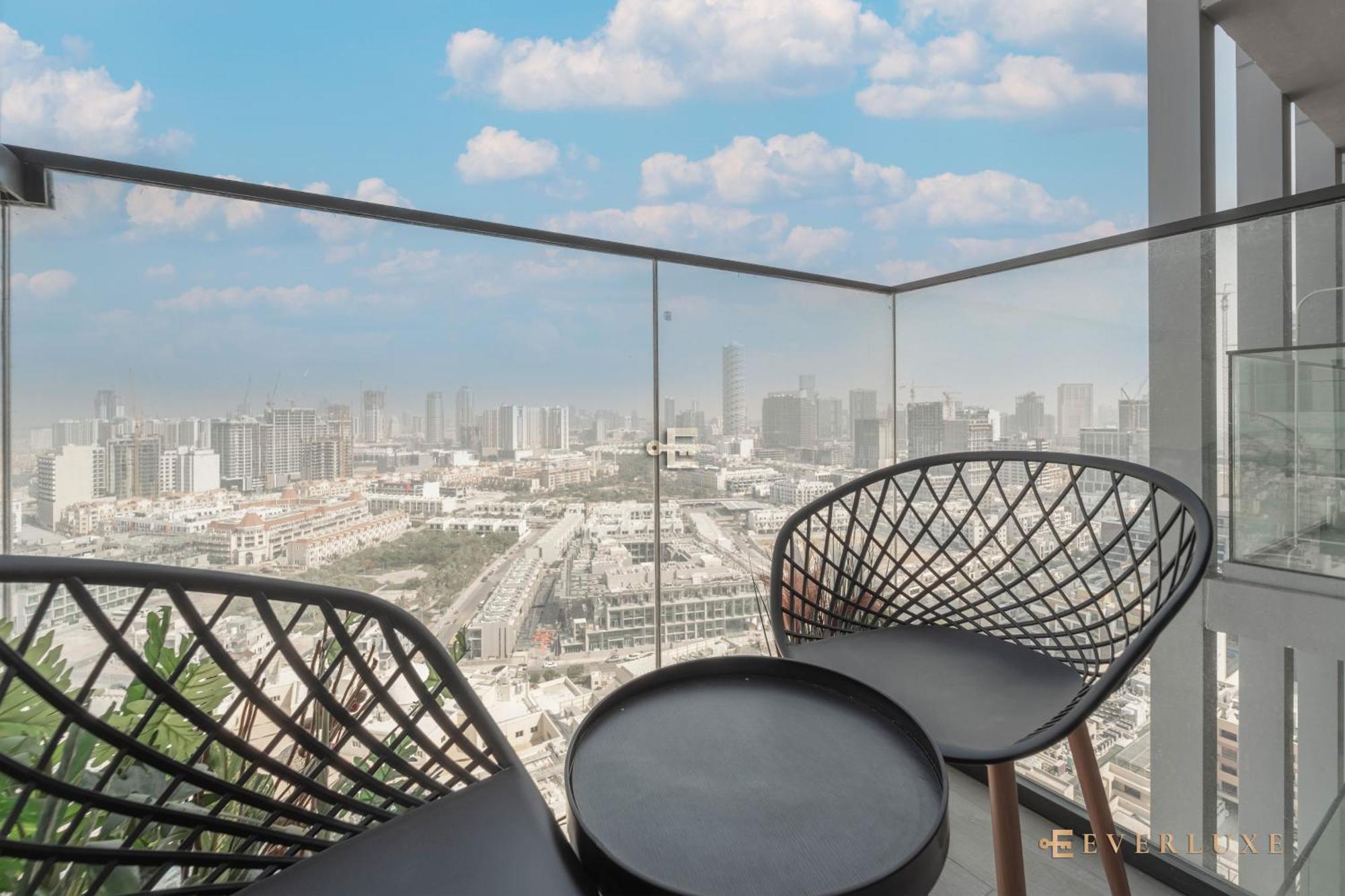 Everluxe Comfy In Bloom Tower B Apartment *