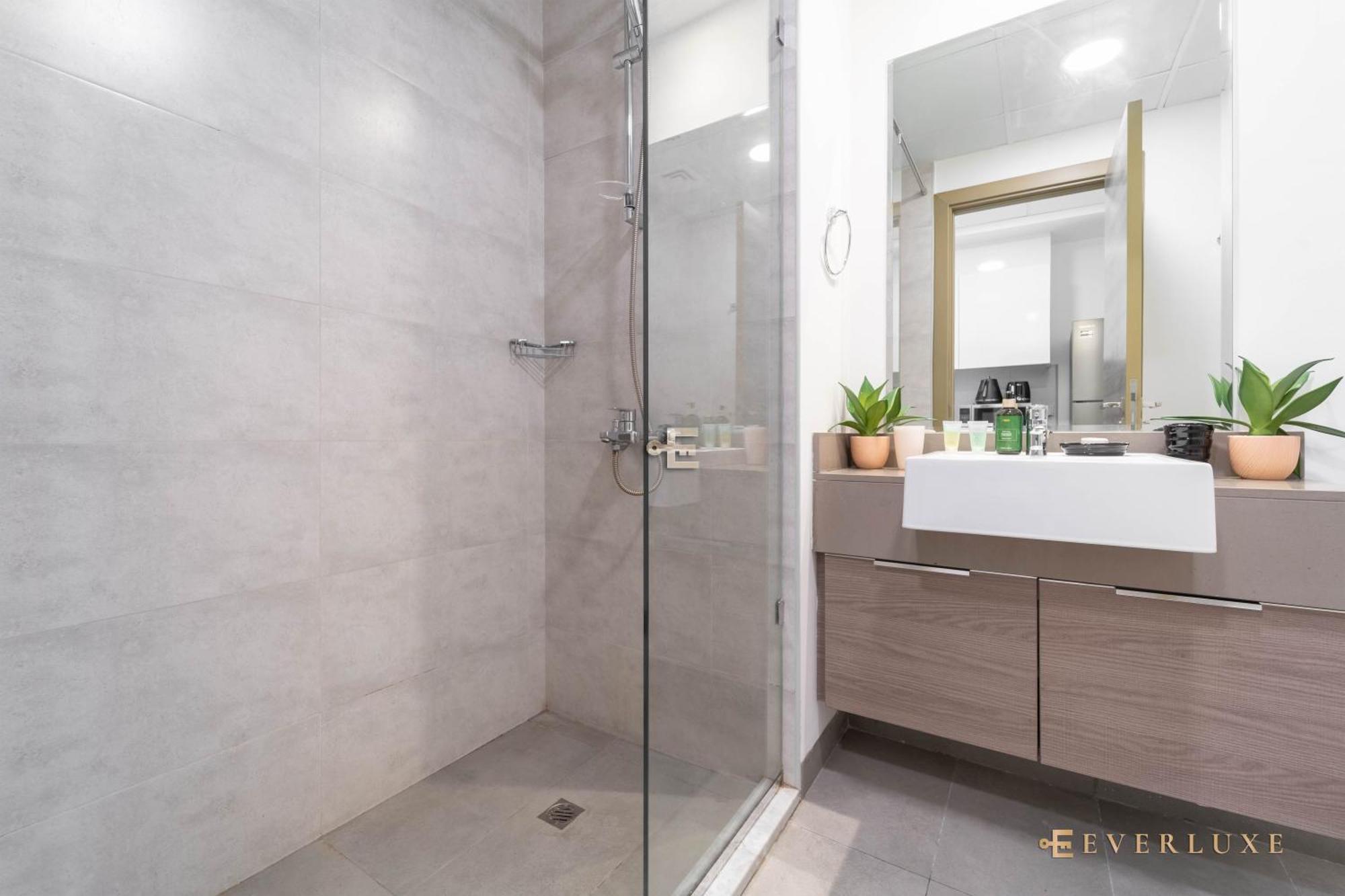 Apartment Everluxe Comfy In Bloom Tower B Dubai