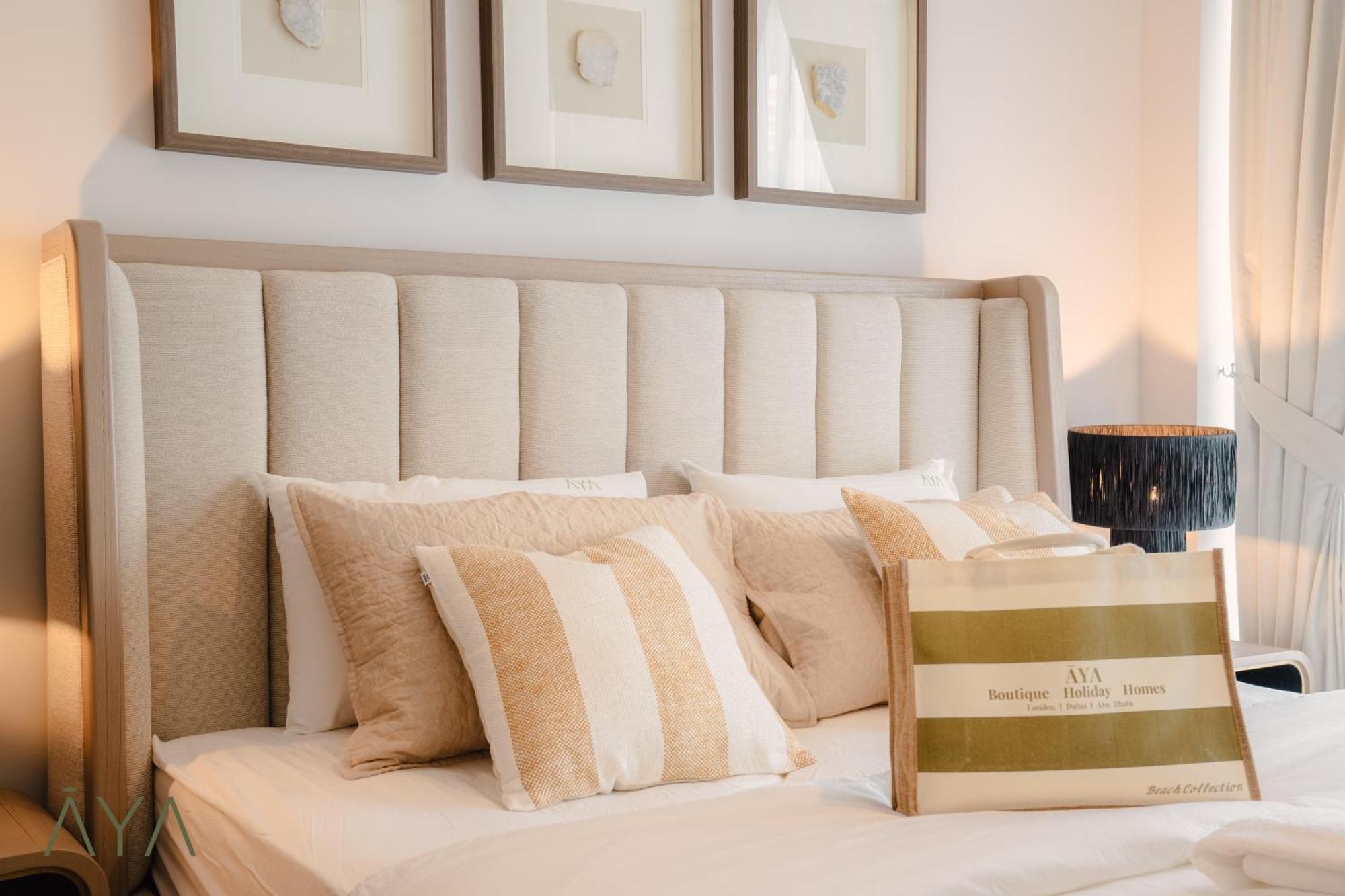 Downtown Luxe 1br Steps From Burj Khalifa & Opera Apartment Dubai
