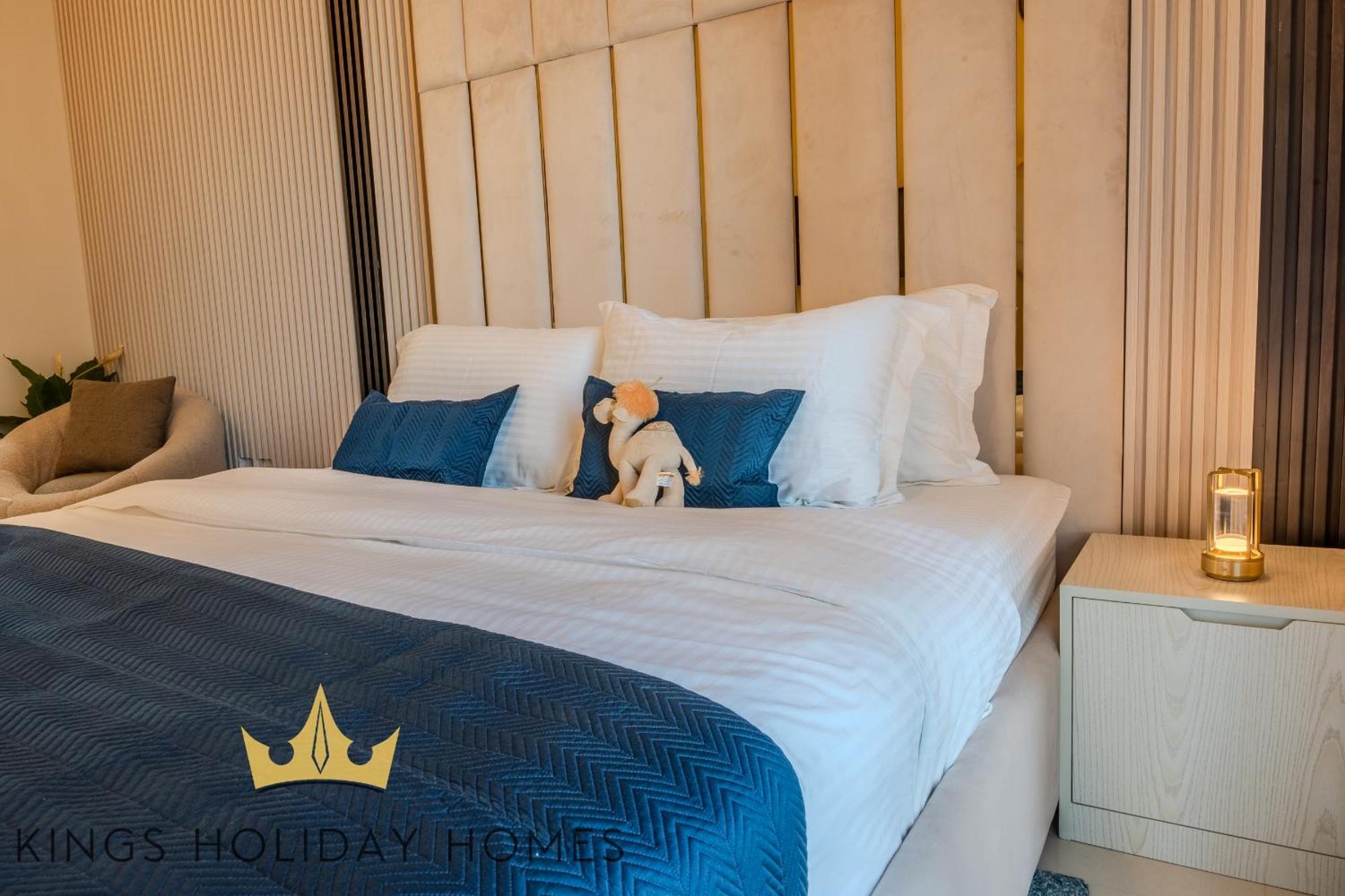 Kings Homes Luxury 2 Dunya Tower Burj Khalifa St Guest house