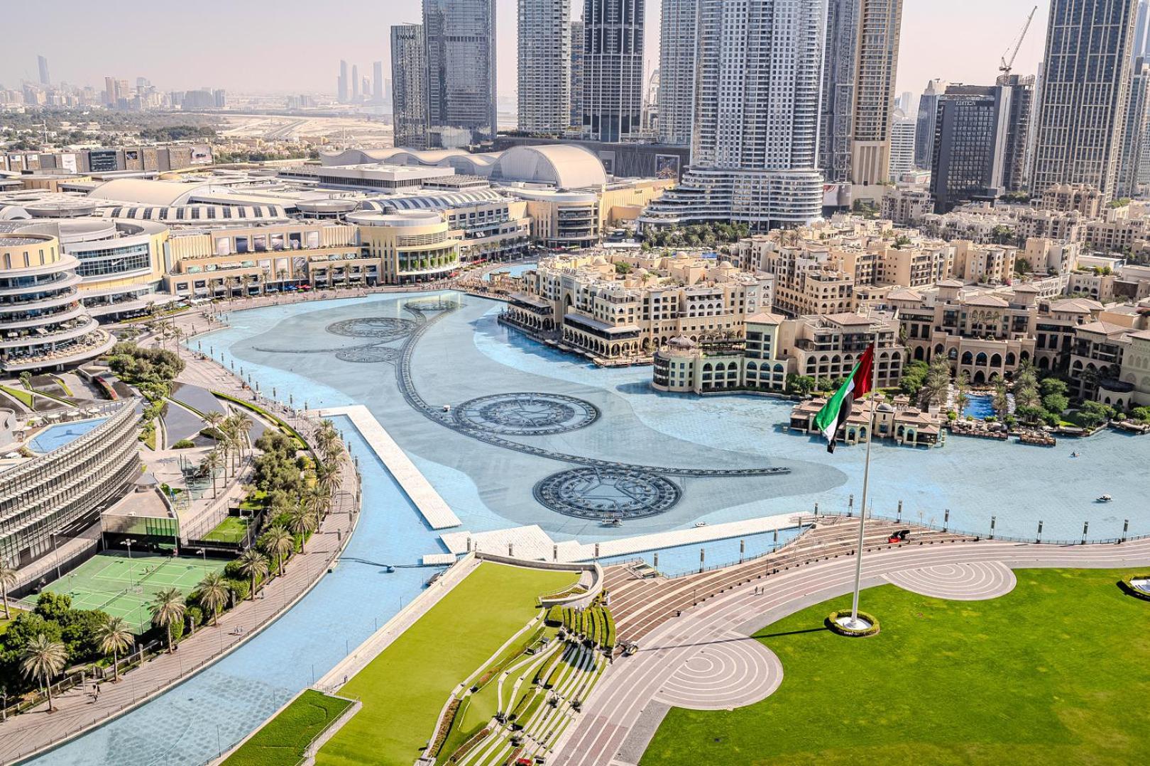 Burj Khalifa View I Downtown I 2 Bedroom Apartment Dubai