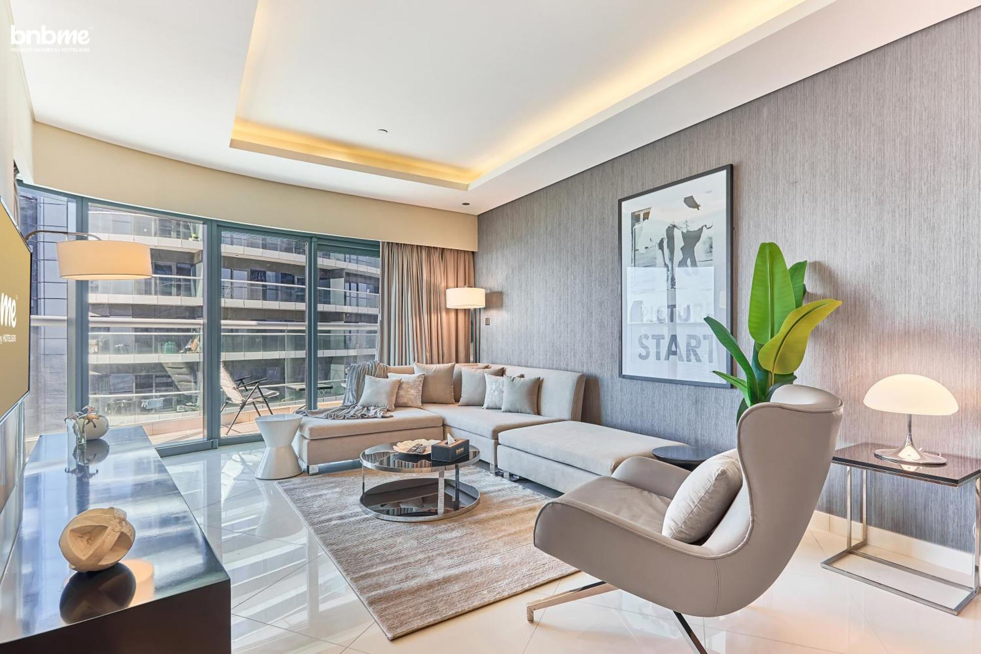 Bnbmehomes - Damac Towers Paramount Apartment *