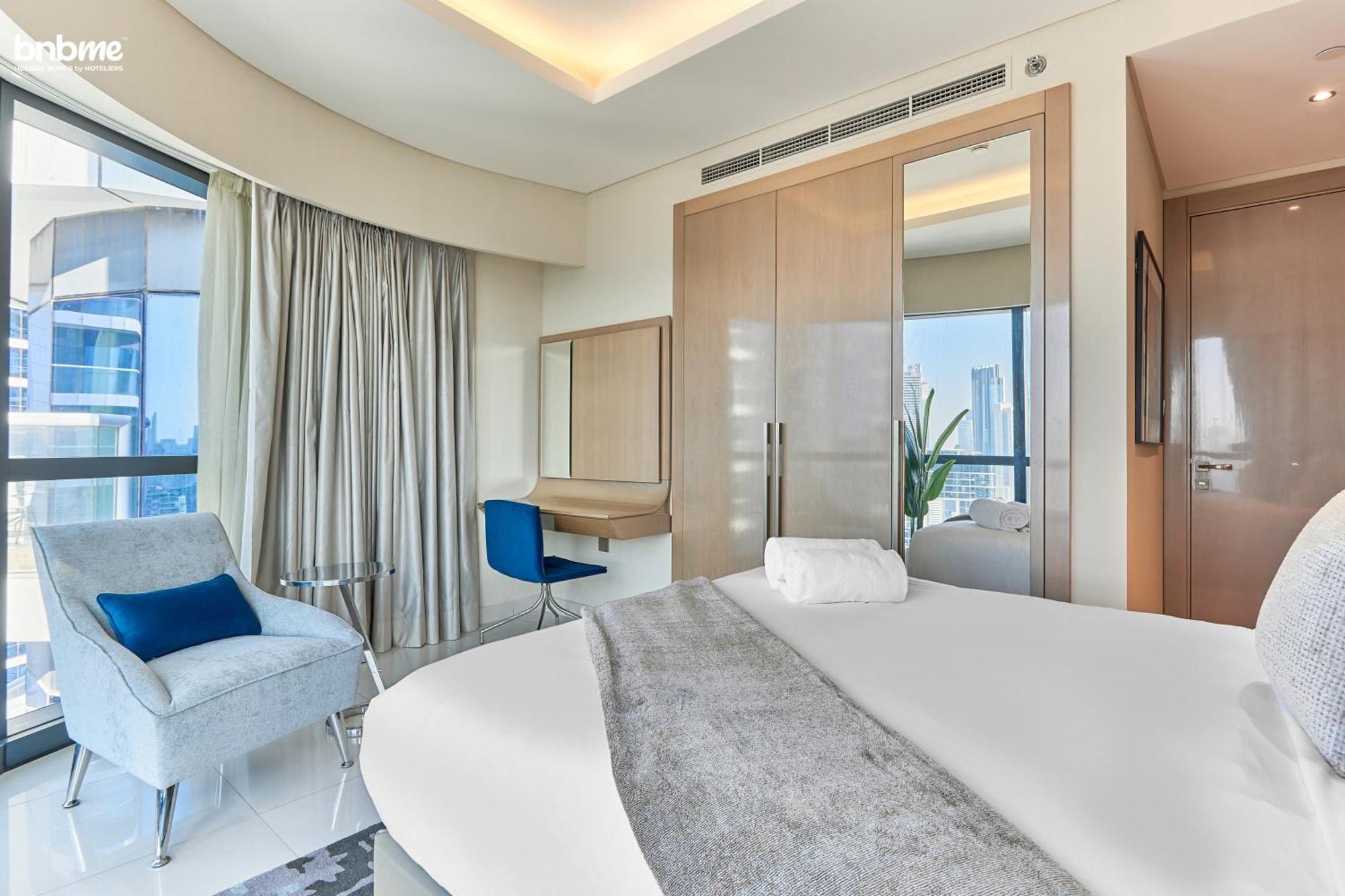 Bnbmehomes - Damac Towers Paramount * Dubai