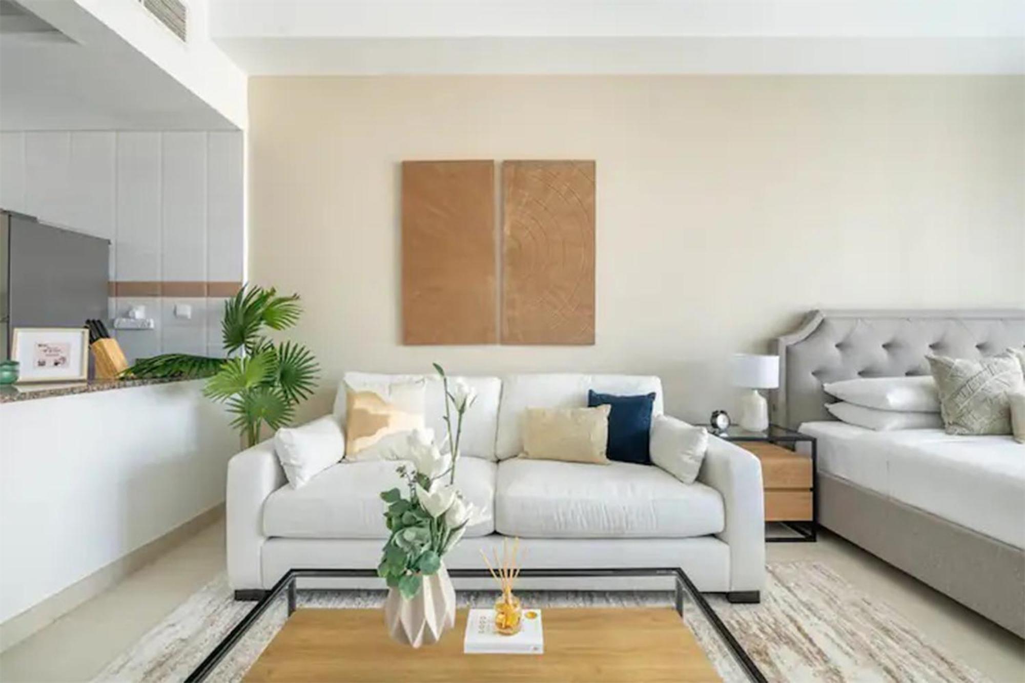 Apartment Cozy With Sea & Canal View In Court Tower Dubai