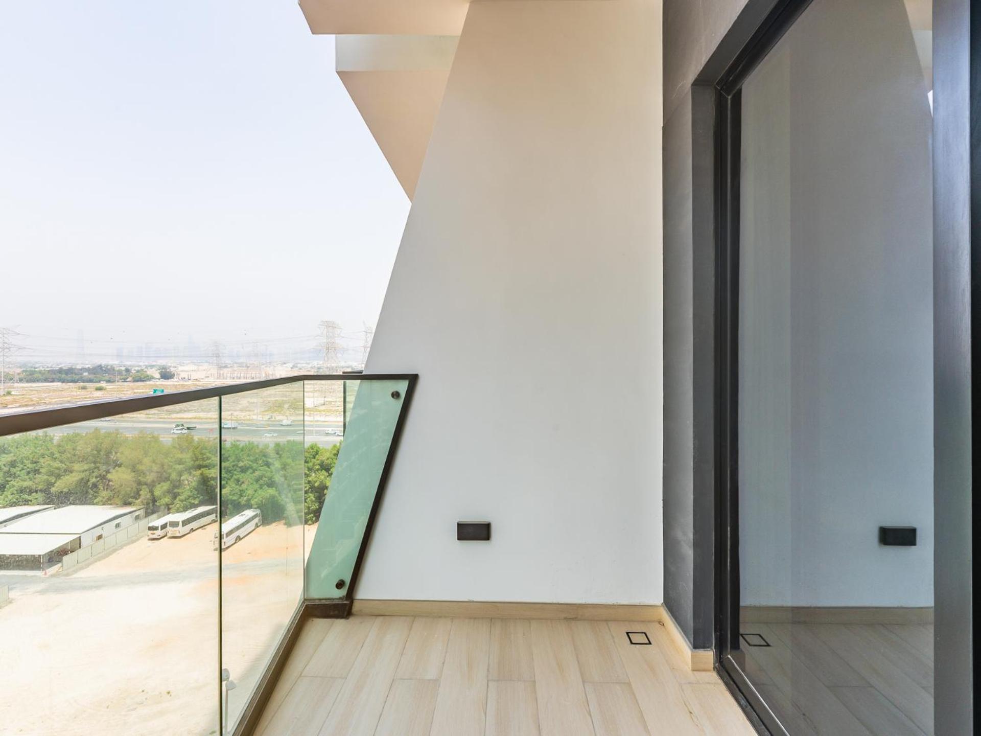 Apartment Modern Retreat In Unique Building In Jvc Dubai