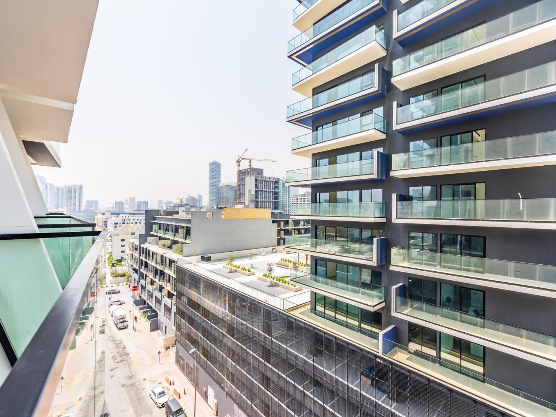 Modern Retreat In Unique Building In Jvc Apartment Dubai