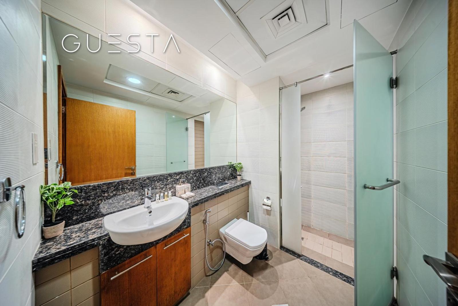 Apartment Bay Square 9, Business Bay Dubai