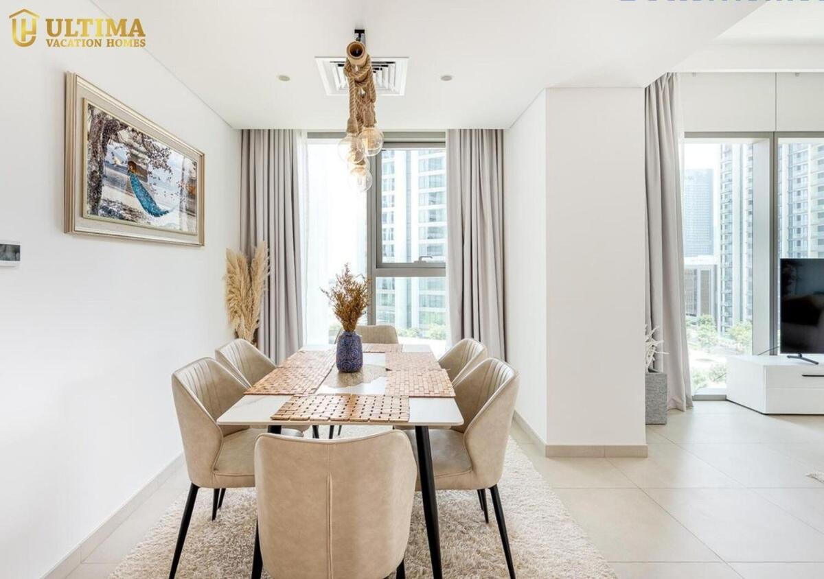 Apartment Elegant 3br-spacious Unit In Downtown Views Ii