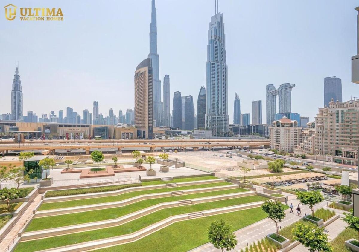 Elegant 3br-spacious Unit In Downtown Views Ii Apartment Dubai