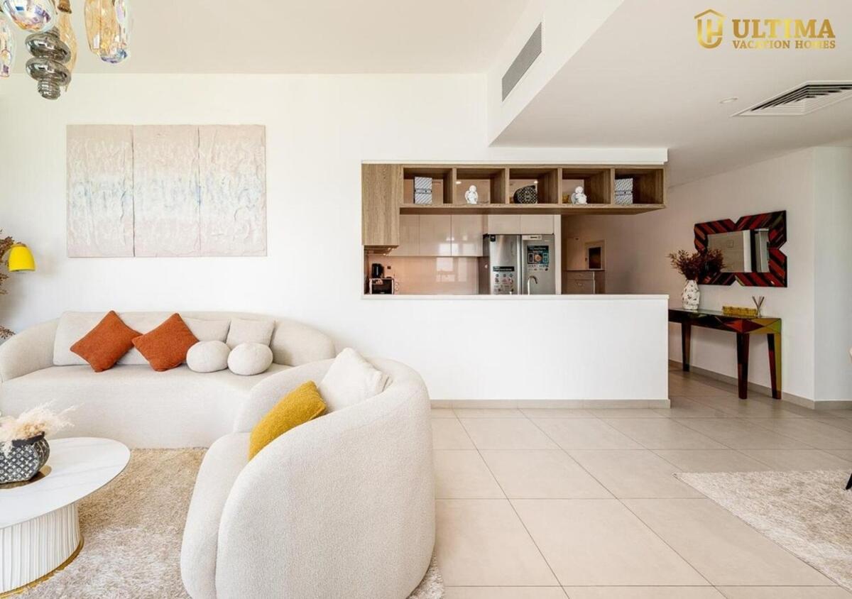 Elegant 3br-spacious Unit In Downtown Views Ii