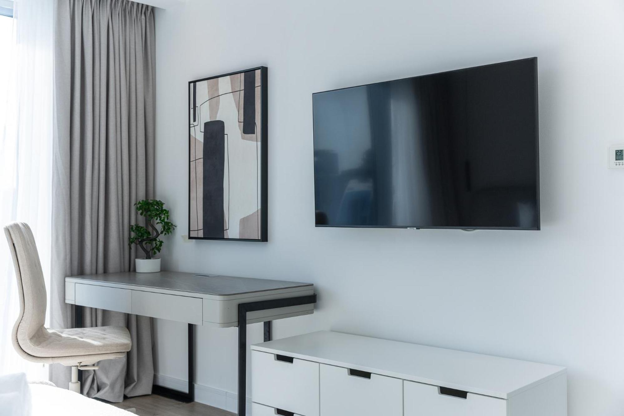 Apartment Grand In 1 Bedroom Flat That Sleeps 4 Dubai