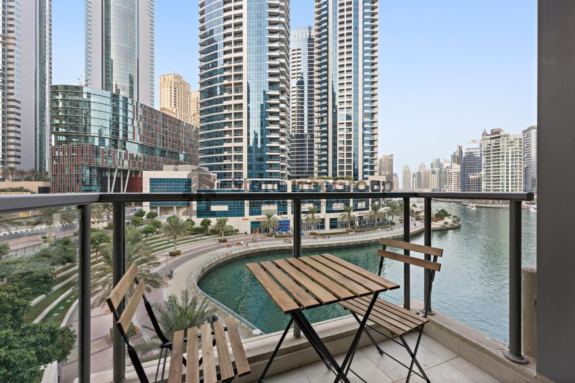 Spacious 1br At Marina Quays North * Dubai